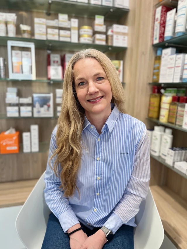 Frau Dr. Myriam Gnoth